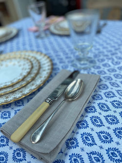 Maggie Rose a la Maison