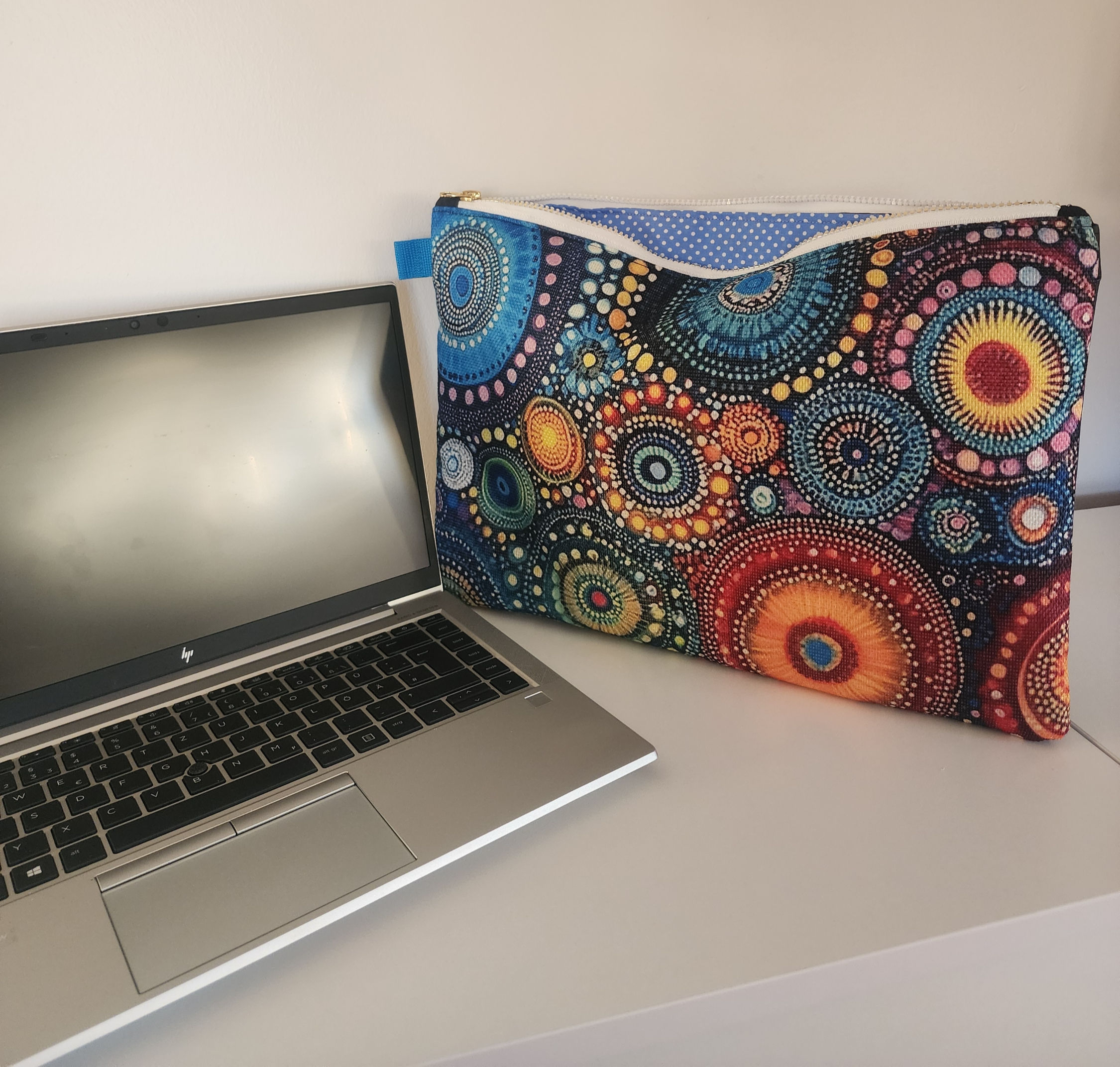 Laptop Çantası - Lacivert Hareler