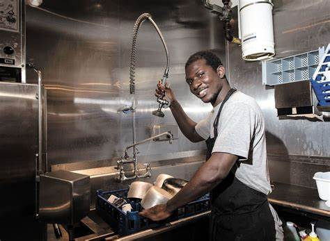 Restaurant Dish Wash