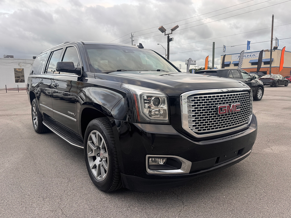 Miniatura: 2017 GMC Yukon Denali Sport