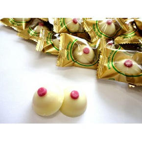 おっぱいチョコ