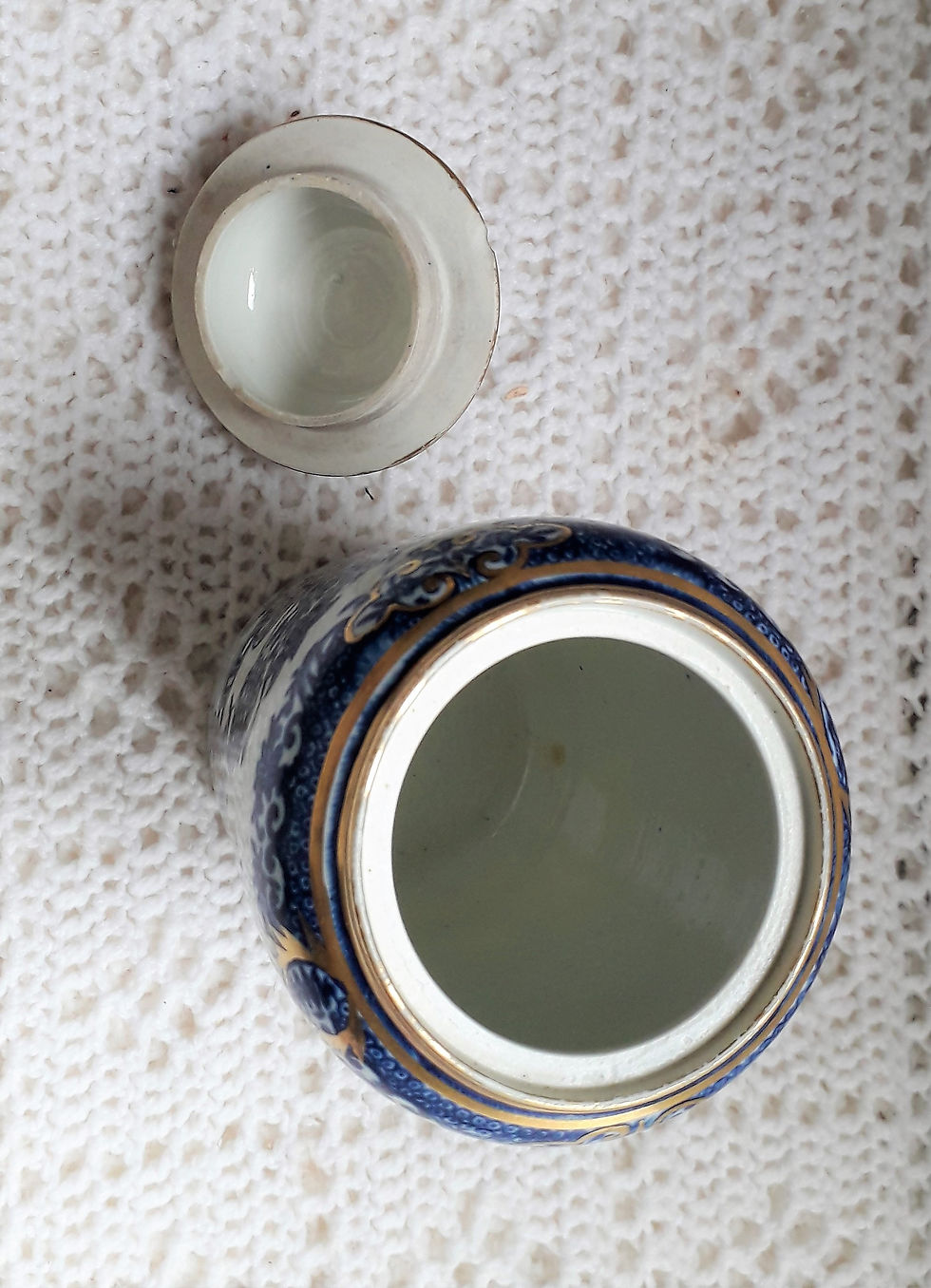 Thumbnail: Worcester First Period Tea Canister