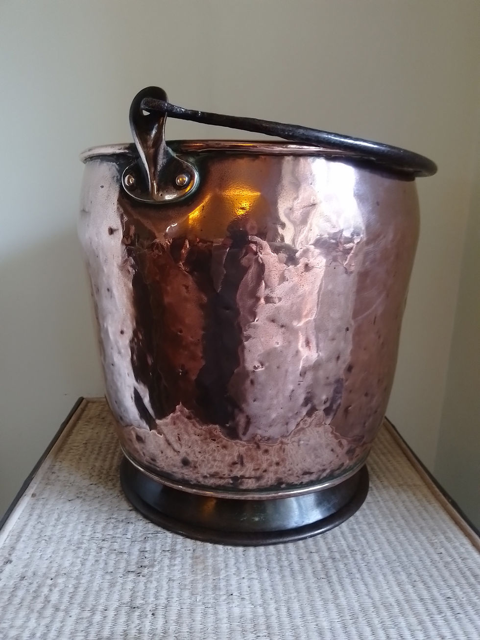 Thumbnail: Large heavy late 19thc coal bucket