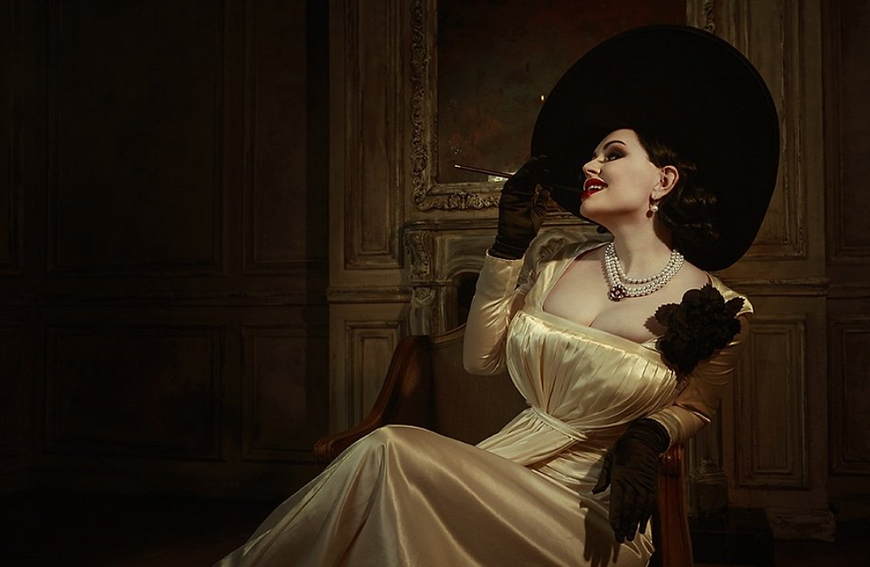 Thumbnail: Cosplay Lady Dimitrescu (Resident Evil Series)