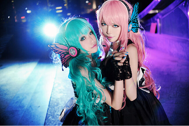 Thumbnail: Cosplay Luka x Miku - Magnet (VOCALOID)
