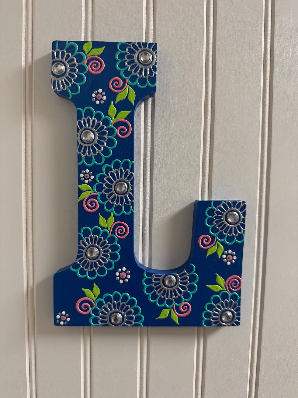 Decorative Letter "L"