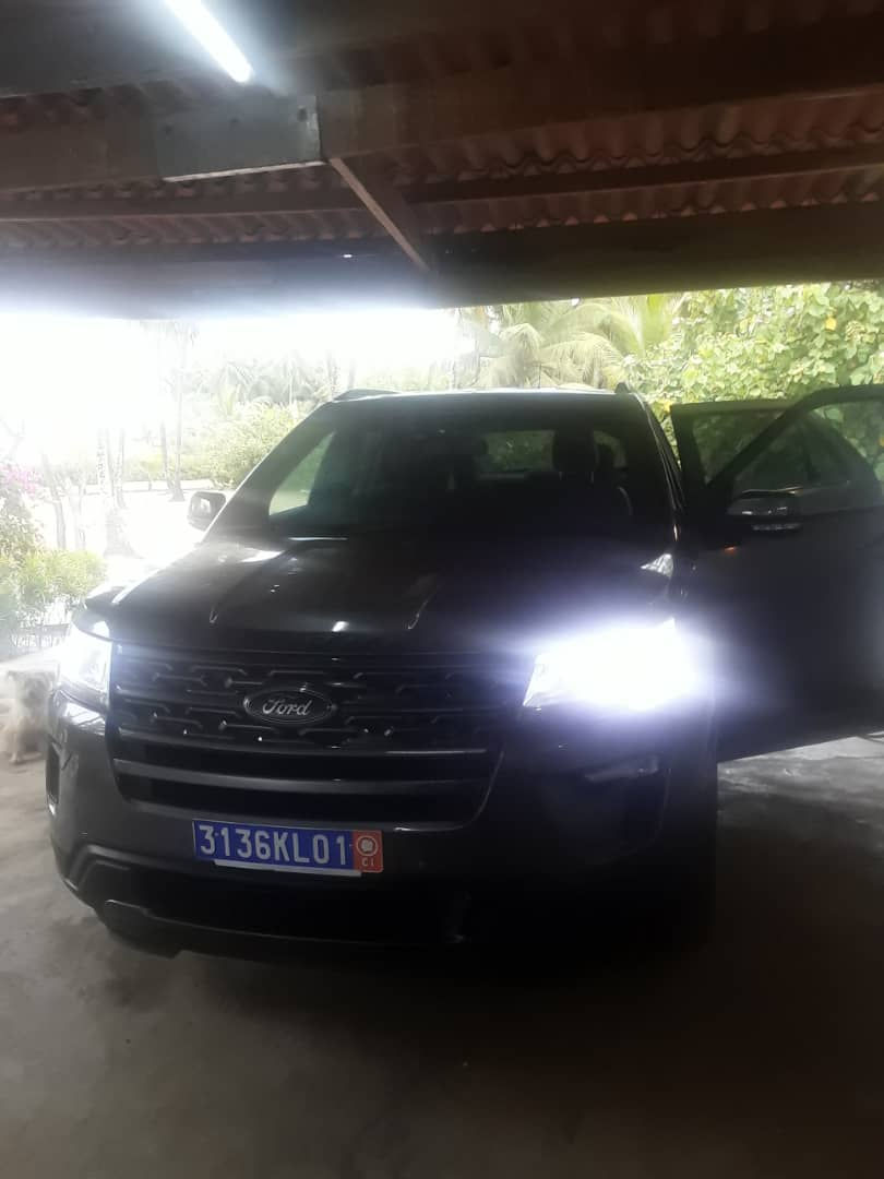 TRÈS BELLE FORD EXPLORER 2019-2020