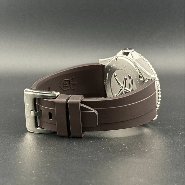 Thumbnail: Premium rubber strap, model H1016- 22, 22 mm strap for Tudor watches.