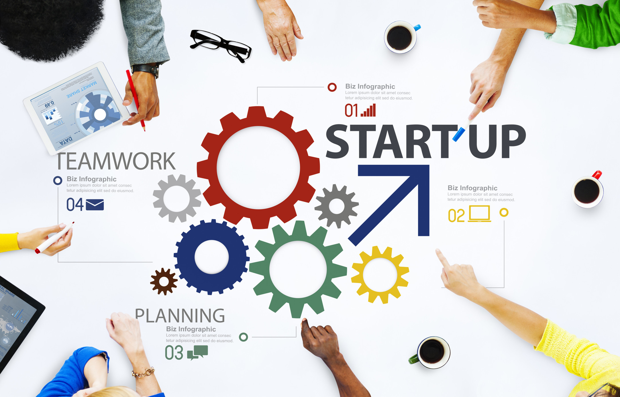 Animated startup image with gears and tools