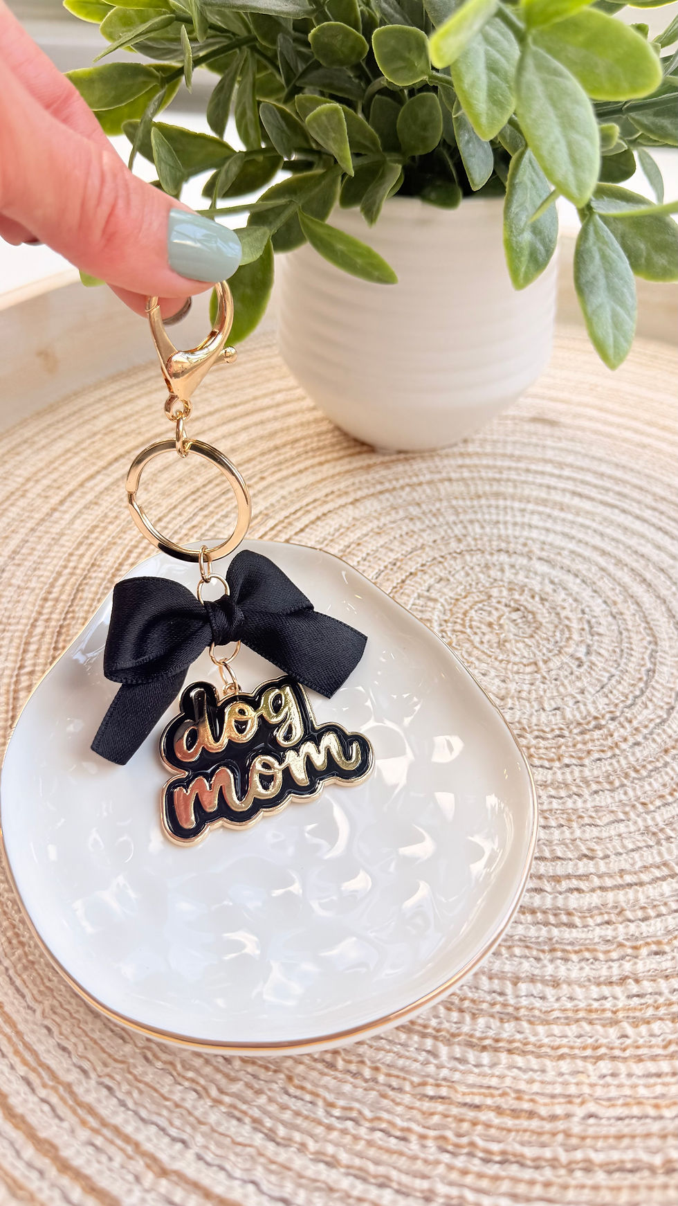Thumbnail: Dog Mom Keychain