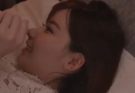 暗示にかけられ好き放題される女子アナ