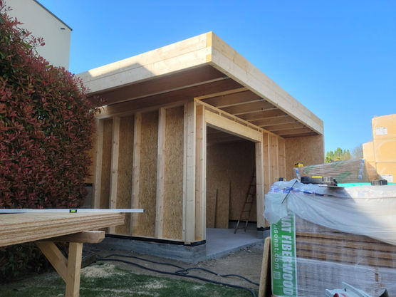 Construction de notre abris de piscine avec un choix de toiture plate à Mommenheim Bas-Rhin