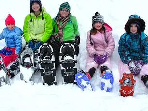 Complete Guide to Buying the Best Snowshoes for Children and Teenagers