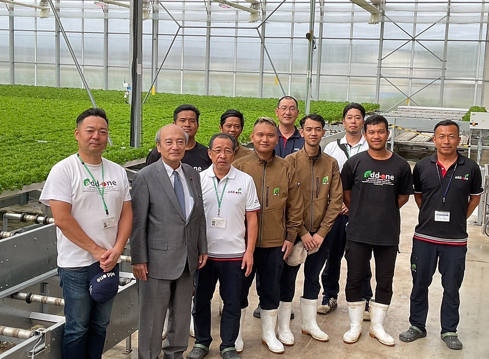 小泉龍司法務大臣による(株)アド・ワン・ファーム視察