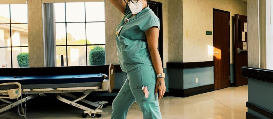 How to Choose the Best Nursing Shoes: 10 Tips to Follow
