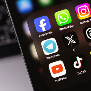 Cracking Down on Social Media 'Finfluencers'