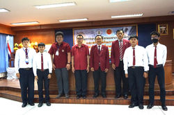 <script>console.error(