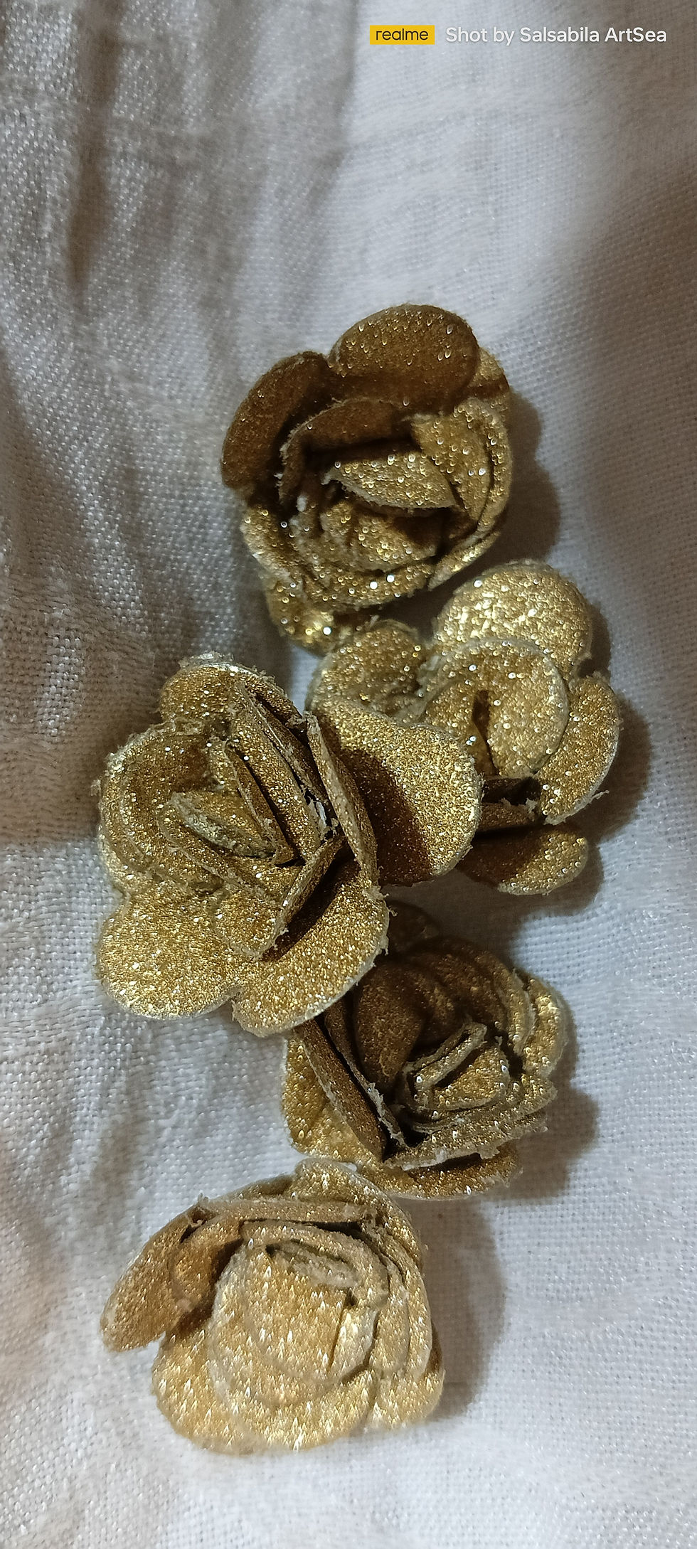 Thumbnail: Satin Small flowers