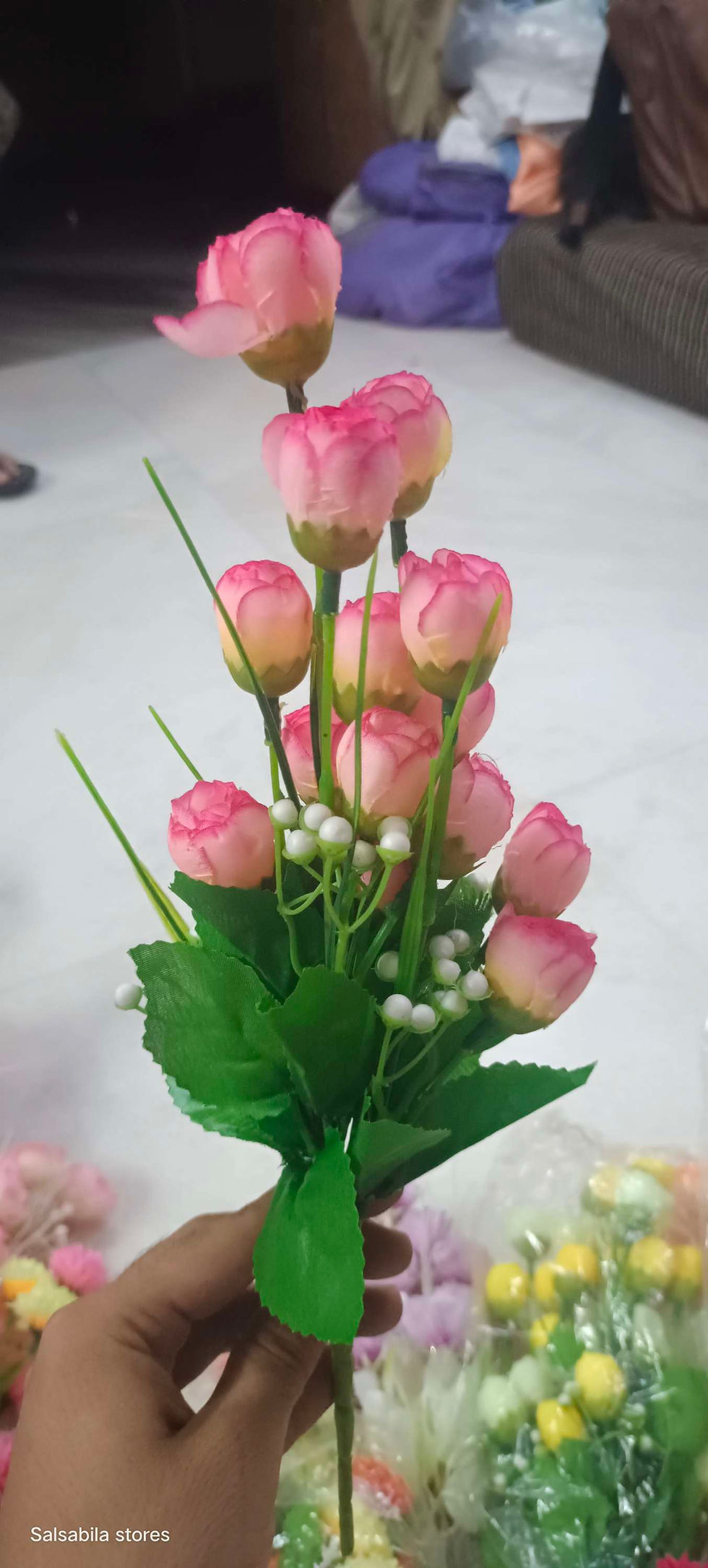 Thumbnail: Small roses Lilly bunch