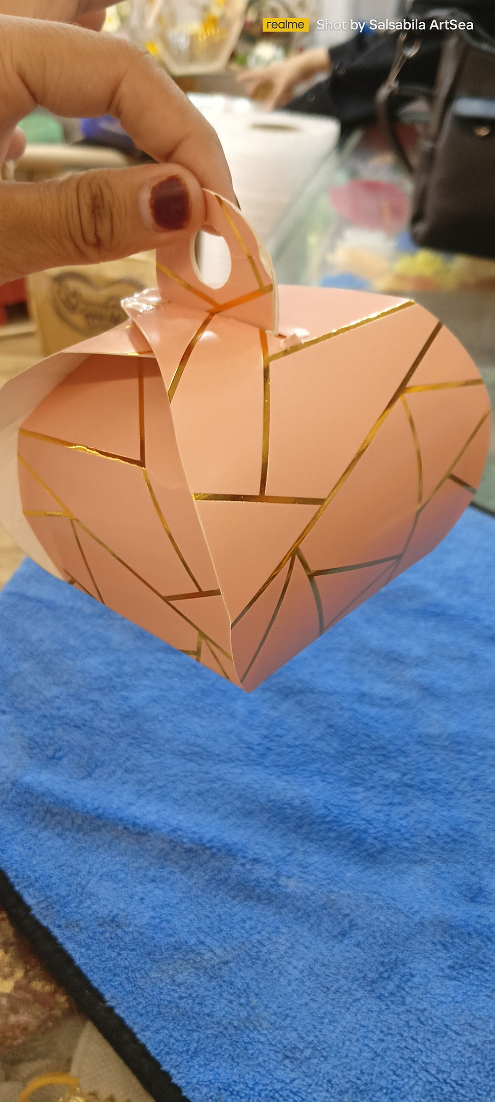 Thumbnail: Gift Paper box 2