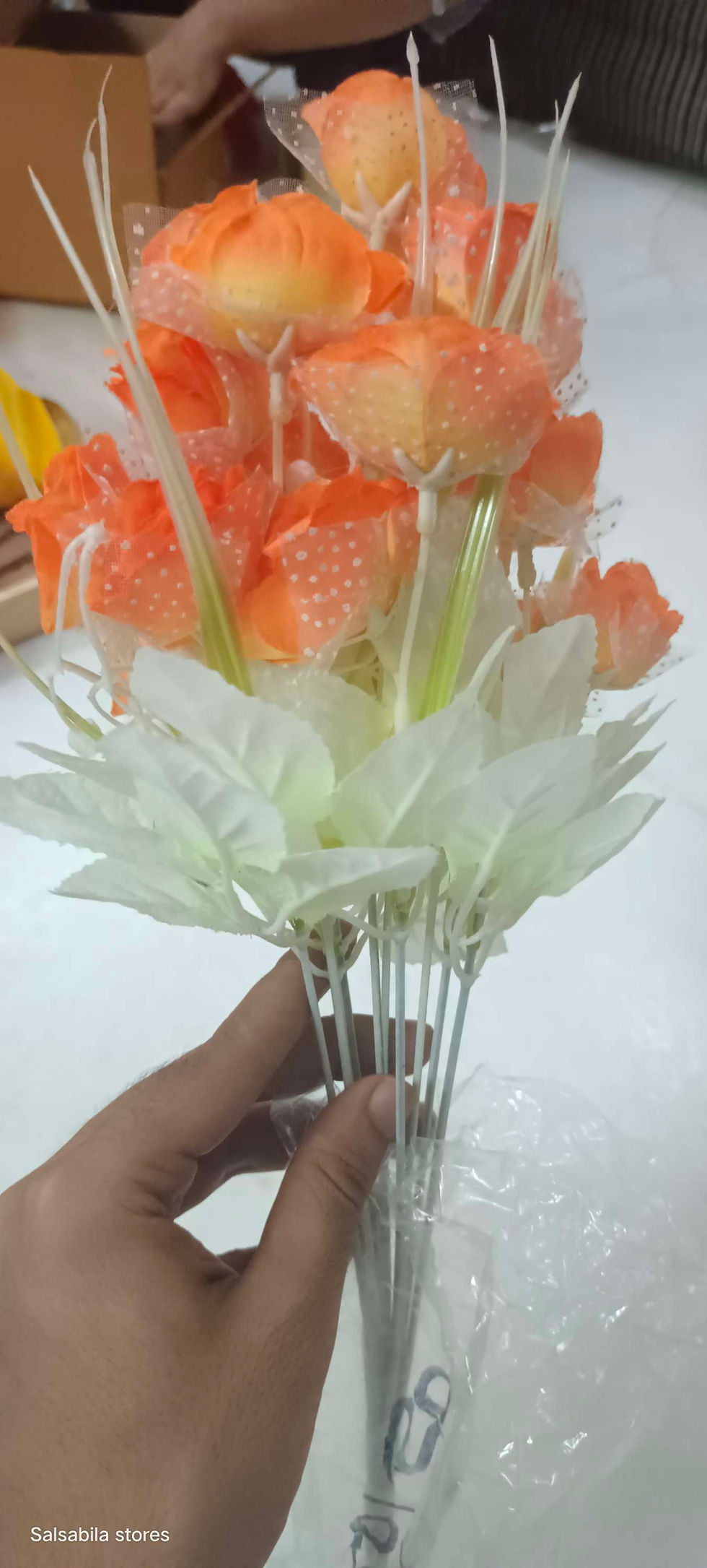 Thumbnail: Glitter small roses bunch