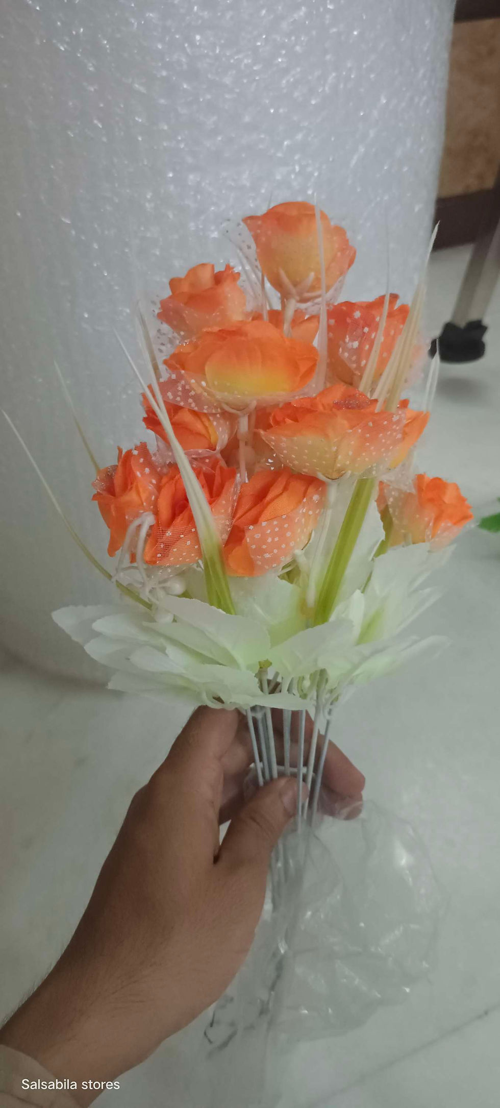 Thumbnail: Glitter small roses bunch