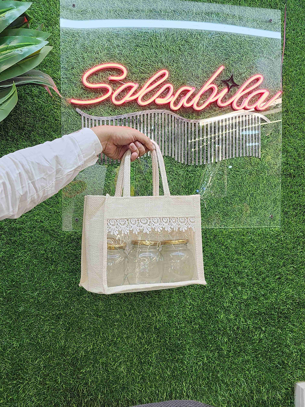 Thumbnail: Jute Window Hamper Bag