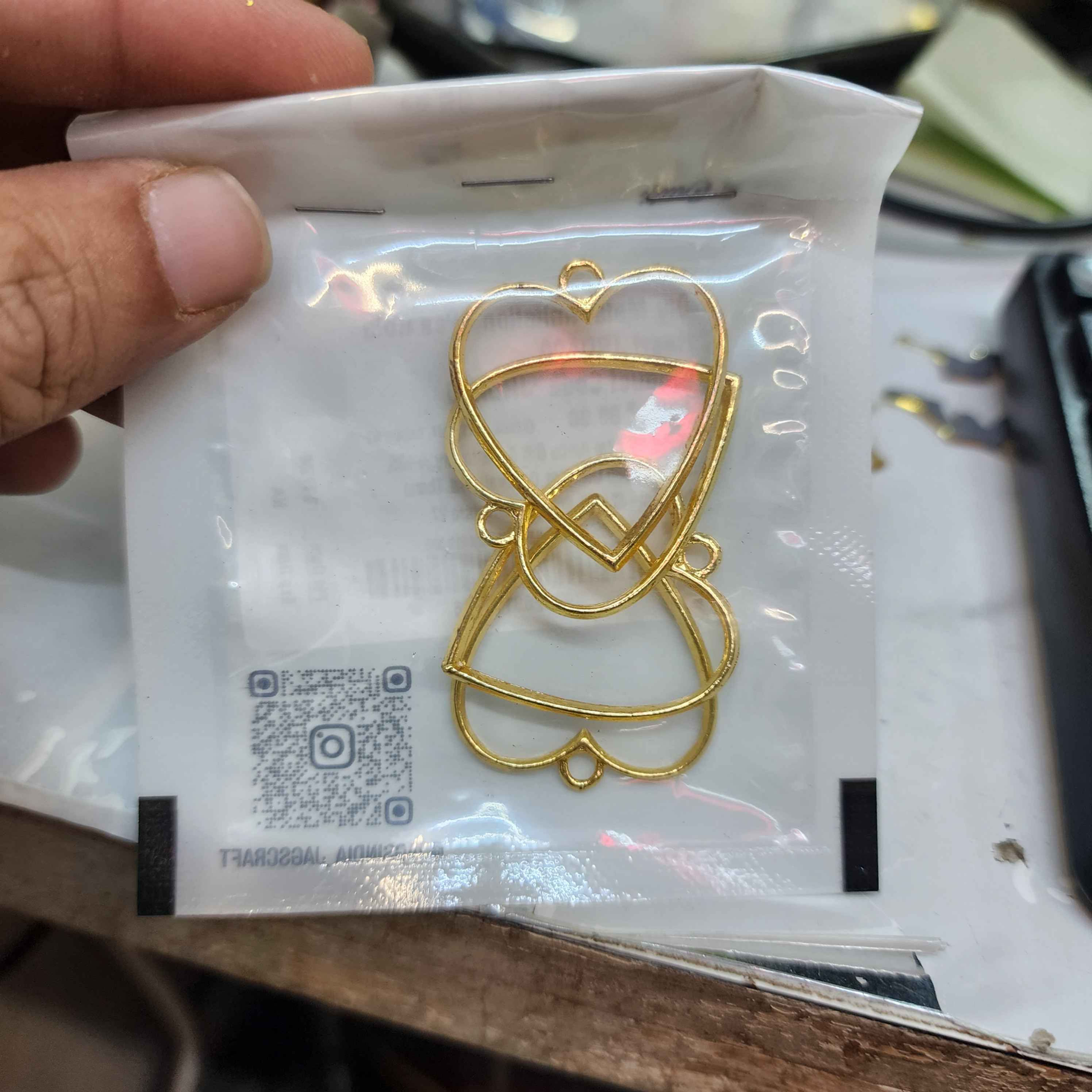 DLY METAL IMITATION GOLD HEART