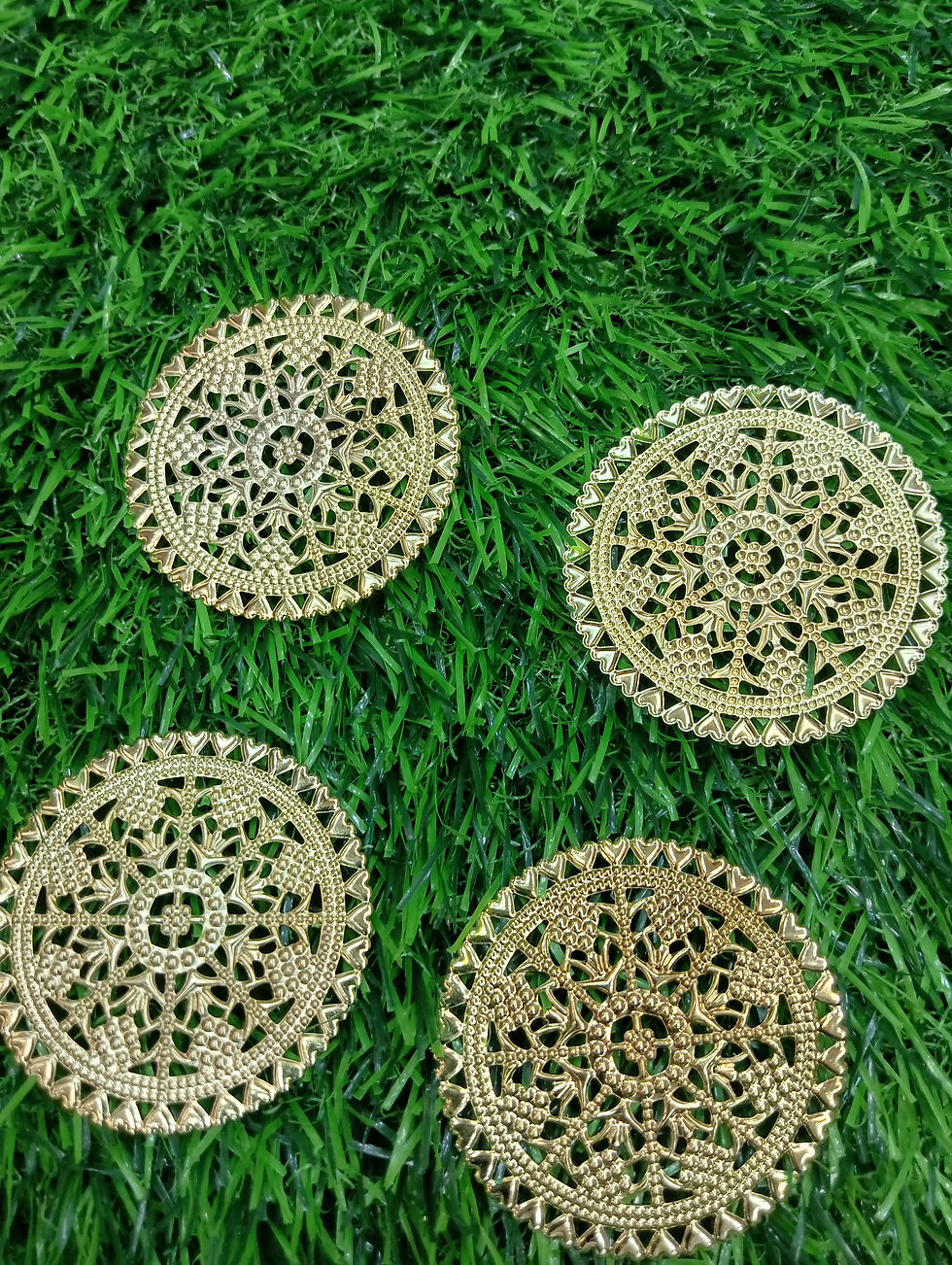 Round Metal deep work for thaal