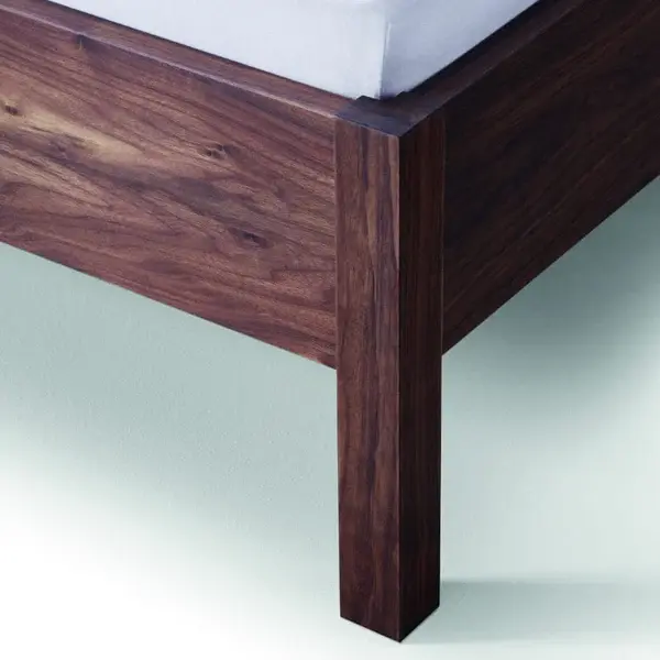 Miniaturbild: Bett „Basic“ von Holzmanufaktur – Wenn Reduktion zum Statement wird