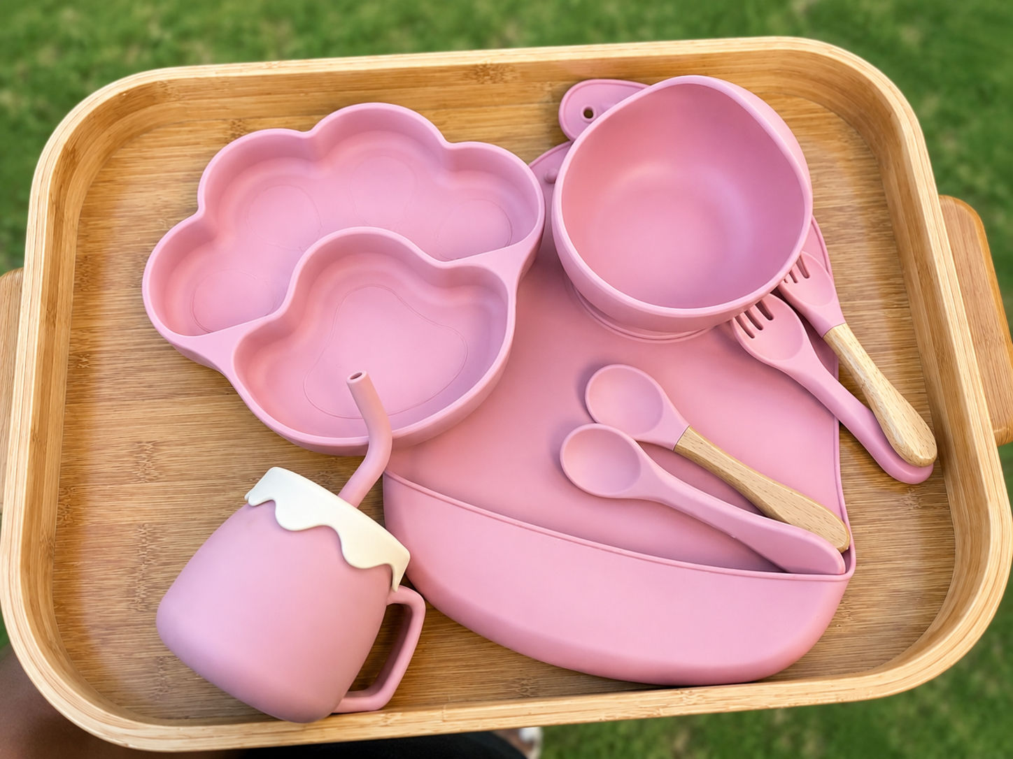 Premium 8pcs Silicone Feeding Set for Toddlers