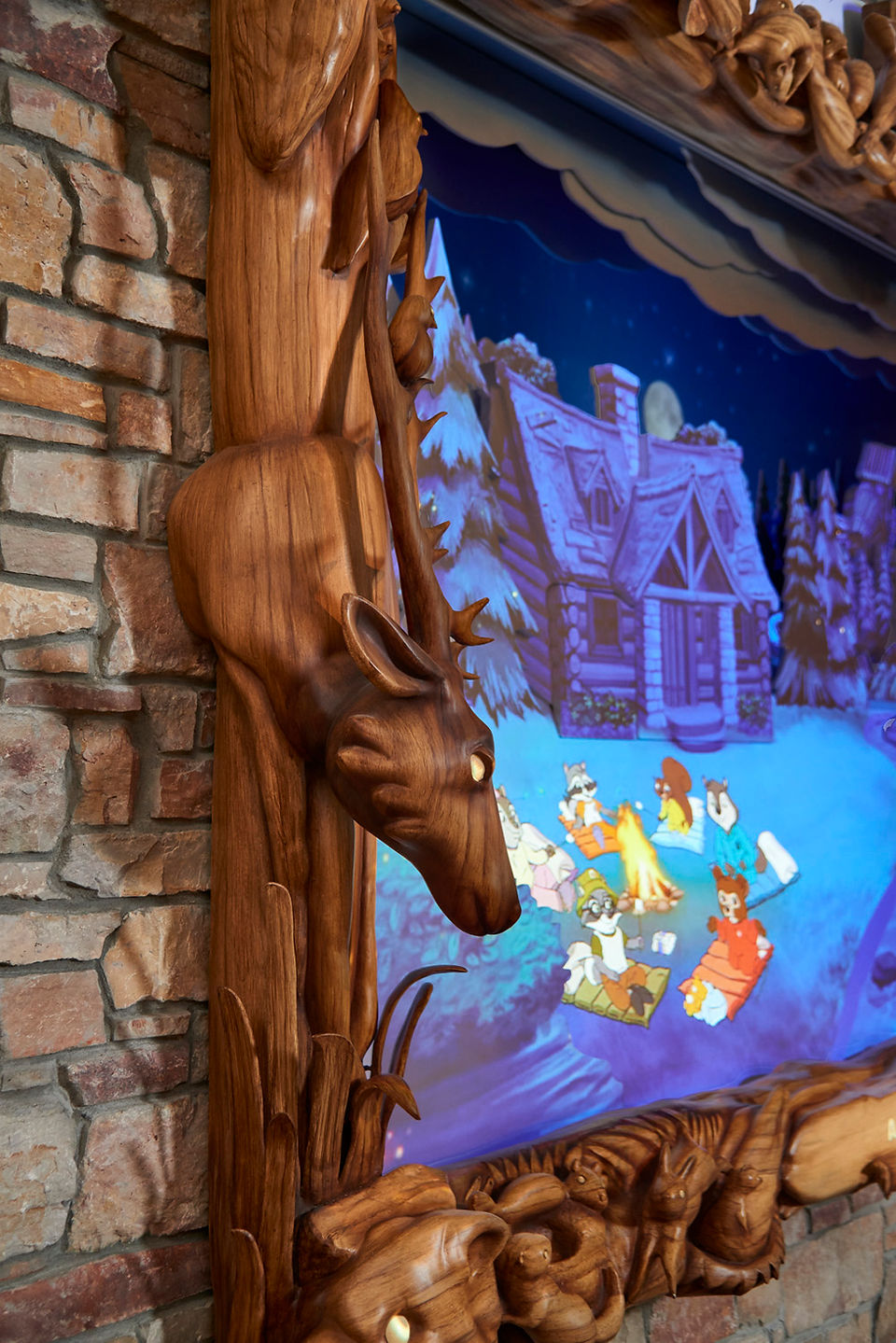 The animatronic show's frame