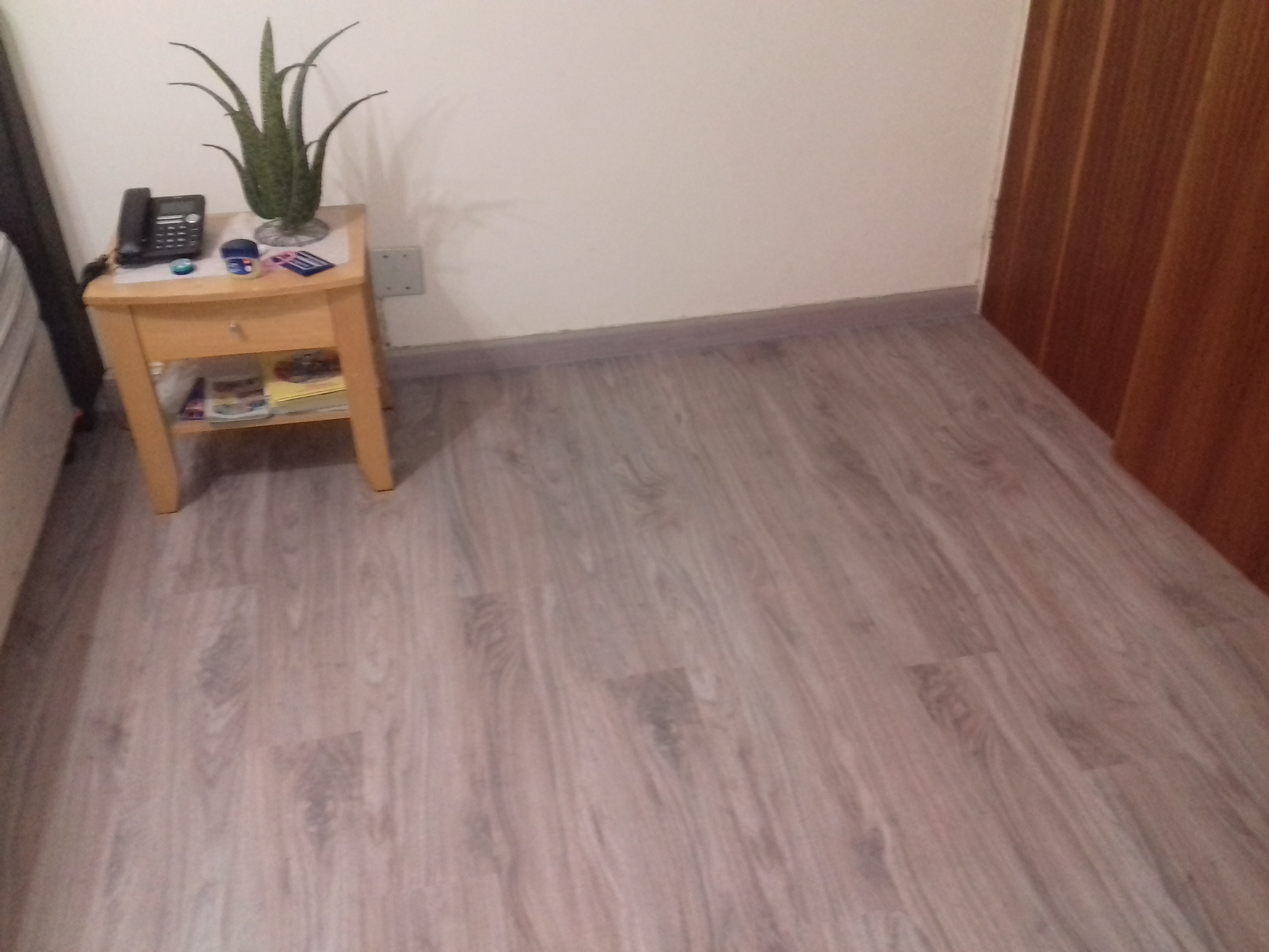 Laminate Flooring Free Quotations Best Prices