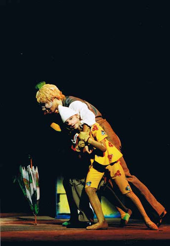 Il Teatro San Carlo e Beebook
fra reading e momenti sulle punte con dedica al Pinocchio di Collodi
p
