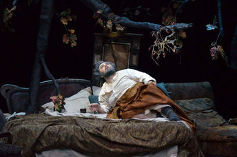 Il Falstaff firmato dall'ultimo Ronconi a Napoli per la lirica 2016, ossia il trionfo al Teatro