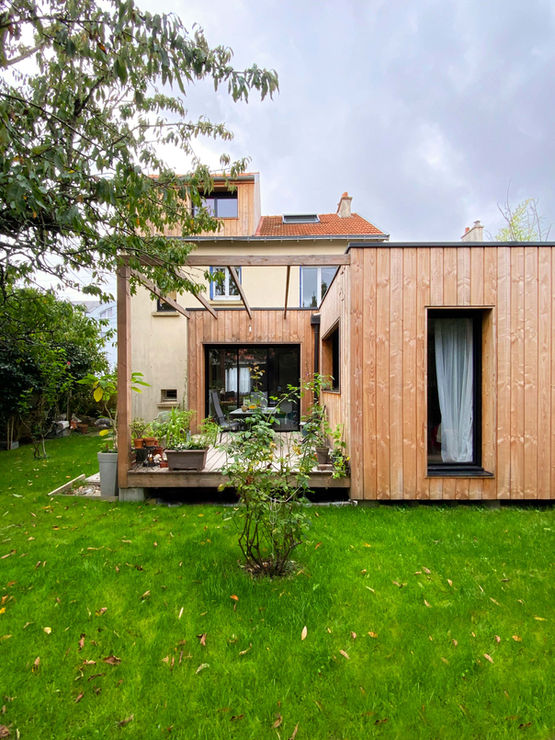 Extension et surélévation en ossature bois d'une maison de ville à Nantes
