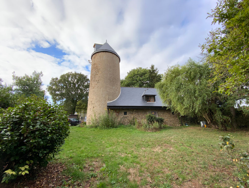 Rénovation énergétique et extension en ossature bois à Malville.