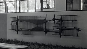 Kockica building (Dzamonja).jpg