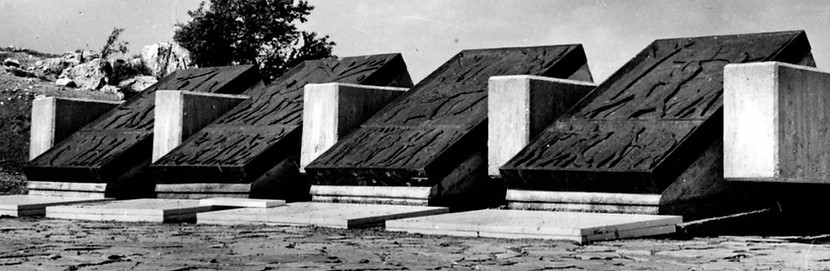 Plaques1.jpg