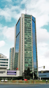 Budova City Empiria je nejvyšší budova čtvrtého městského pražského obvodu díky vysokým anténám na střeše, ty ustanovily nejvyšší bod na hodnotě 132 metrů, jinak co se týká vlastní budovy je až na druhém místě