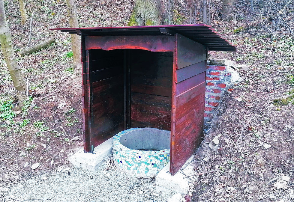 Studánka Jaromířka v Dolních Břežanech