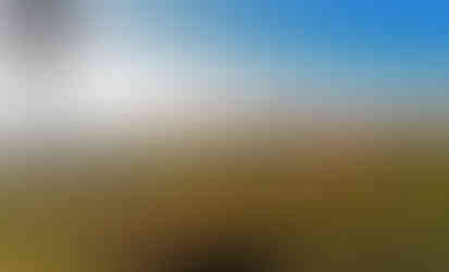 Při pohledu z Dlouhé jsou třetím do party ve výhledu k Rané a Milé ještě chemické závody v Záluží