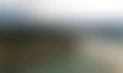 Na vyhlídce v Přírodní památce Sedlecké skály je potřeba dbát zvýšené pozornosti, skály se velmi drolí