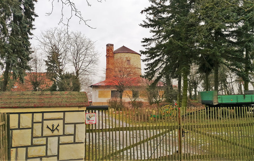 Nejvyšší větrný mlýn v Česku najdeme v Doníně