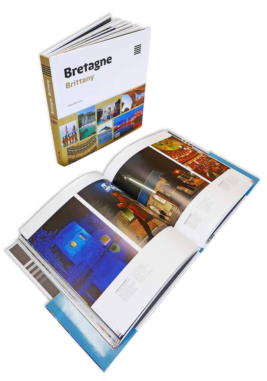 Miniature : BRETAGNE - BRITTANY (Ouvrage bilingue Français/Anglais)