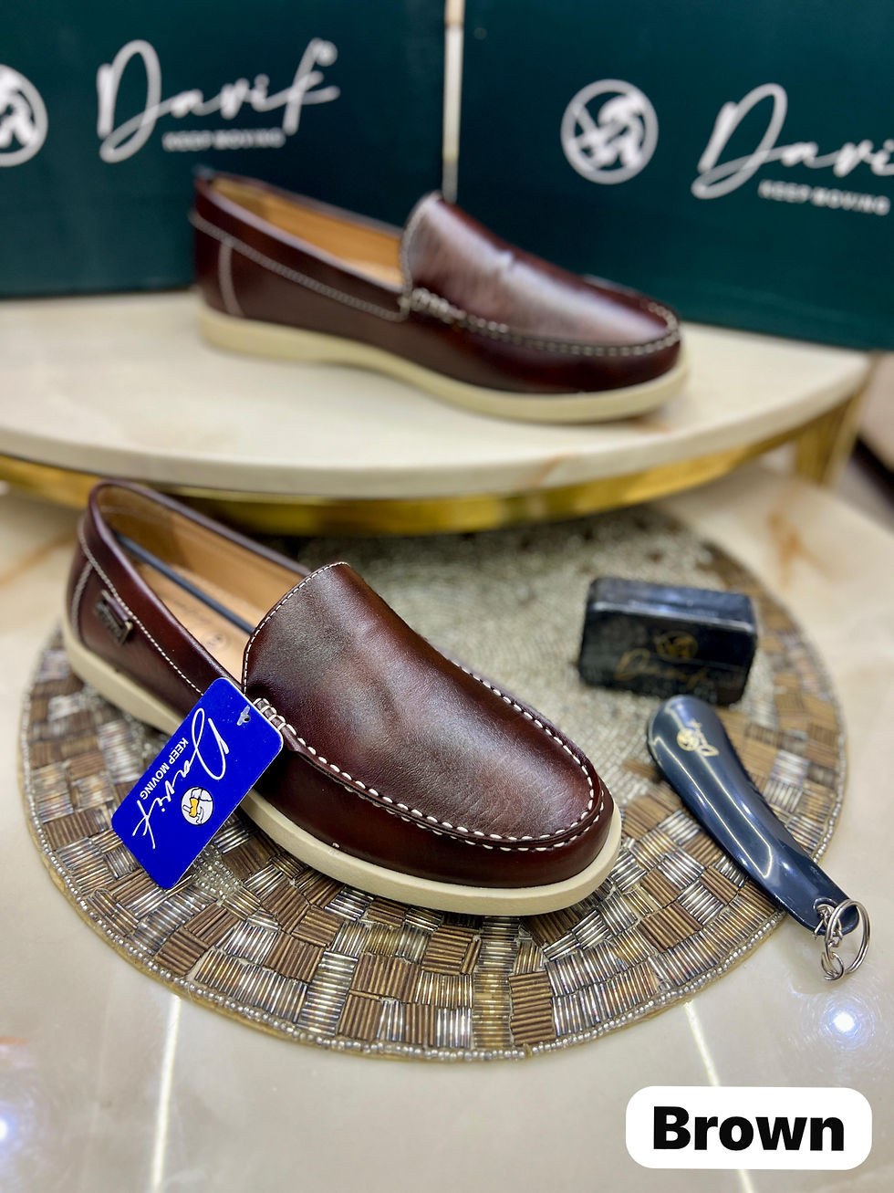 Thumbnail: Davik
(moccasins)

Master quality