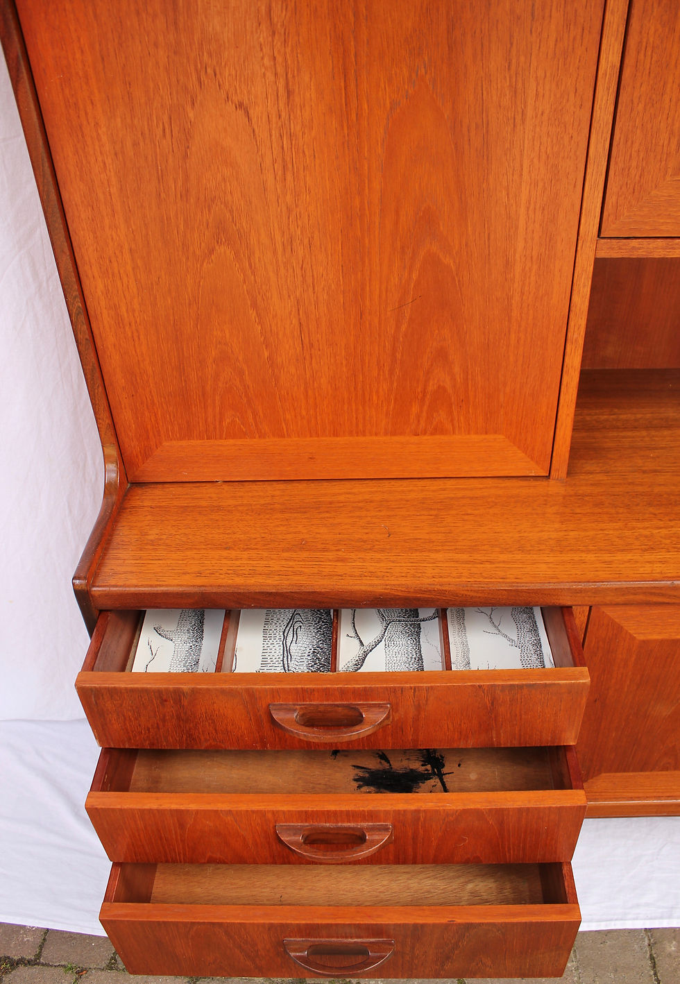 Thumbnail: Vintage Mid Century G Plan Sierra Range Teak Highboard/Sideboard