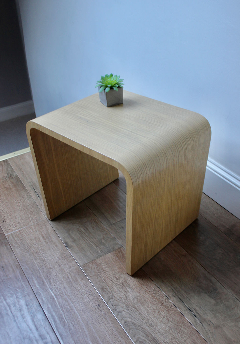 Thumbnail: Tom Schneider Wave Nest of Tables, Oak