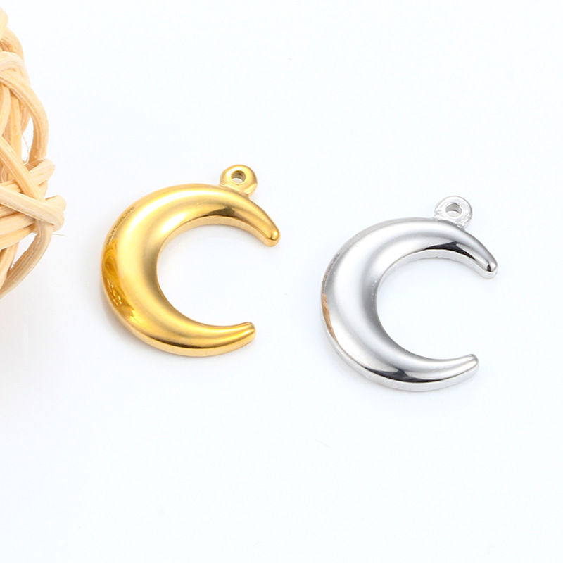 Cross-Border Hot Selling Stainless Steel Jewelry Accessories Cross Pendant Yiwu