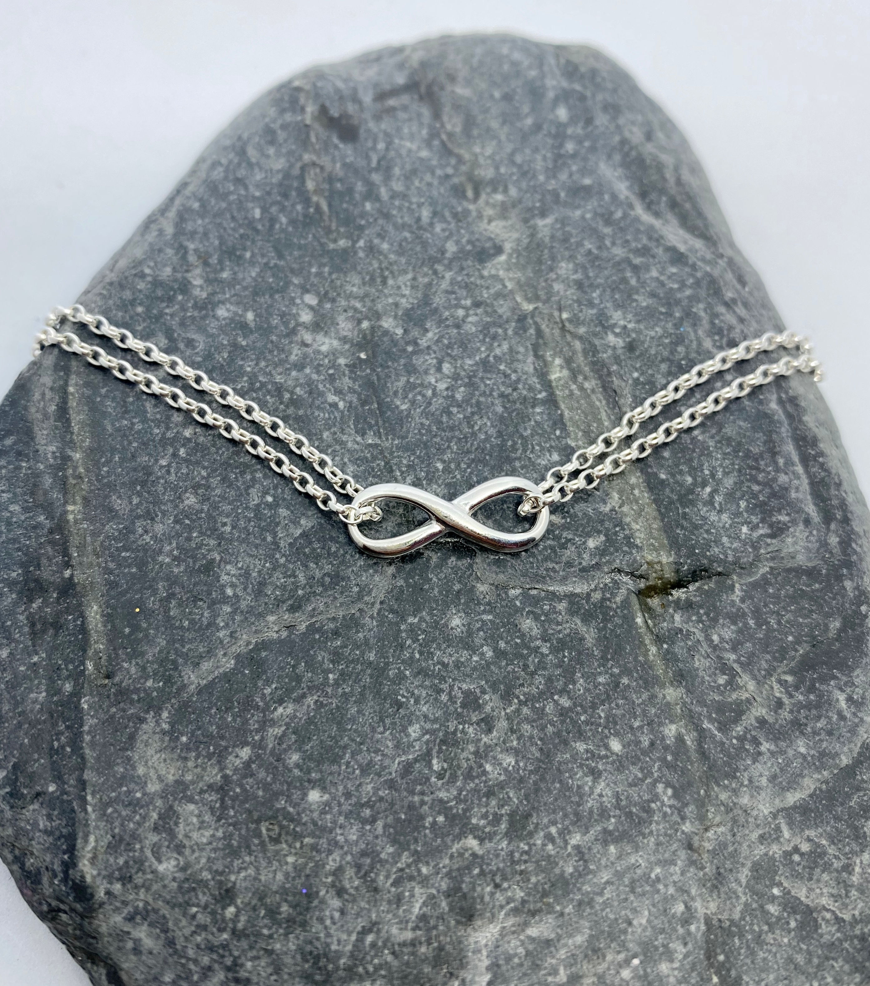 INFINITY NECKLACE